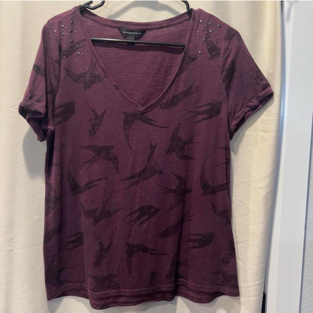 Rock & Republic Plum V-Neck Tee with Bird Print and Stud Accents